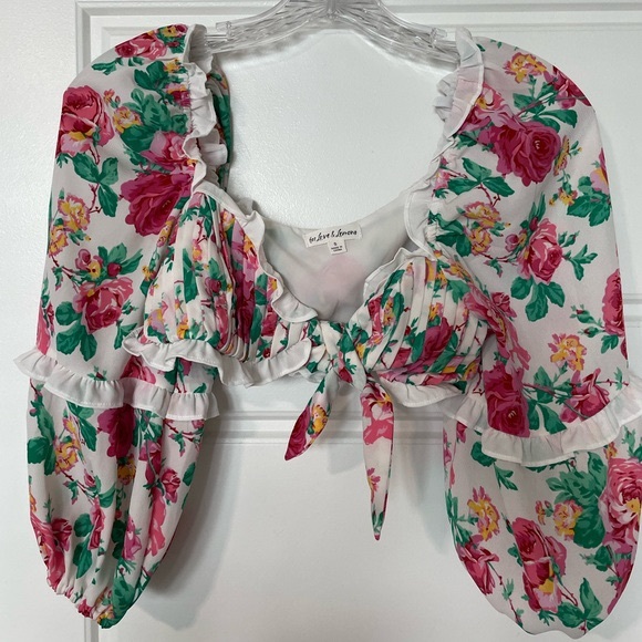 For love and lemons imogen tie top :) 💕 - Picture 4 of 5